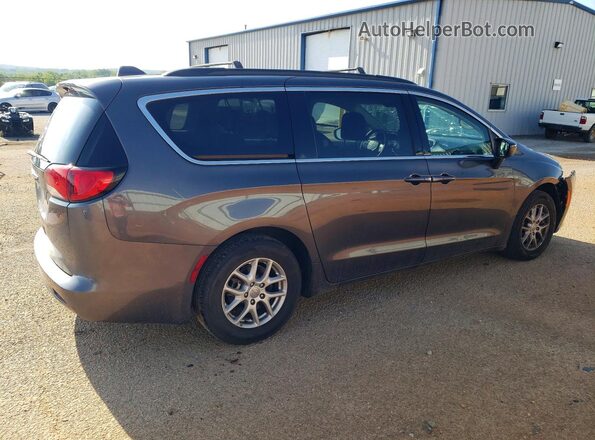 2C4RC1DG8LR164134 2020 CHRYSLER VOYAGER Gray Trasero derecho