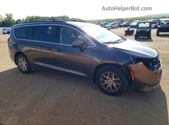2C4RC1DG8LR164134 2020 CHRYSLER VOYAGER Gray Delantero derecho