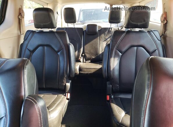 2C4RC1DG8LR164134 2020 CHRYSLER VOYAGER Gray Vista de los asientos traseros