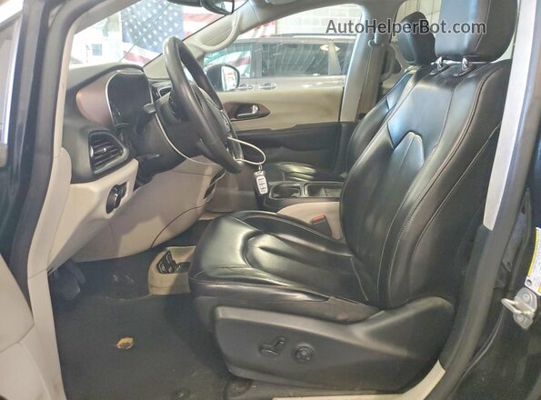 2C4RC1DG8MR506635 2021 CHRYSLER VOYAGER Black Front interior view