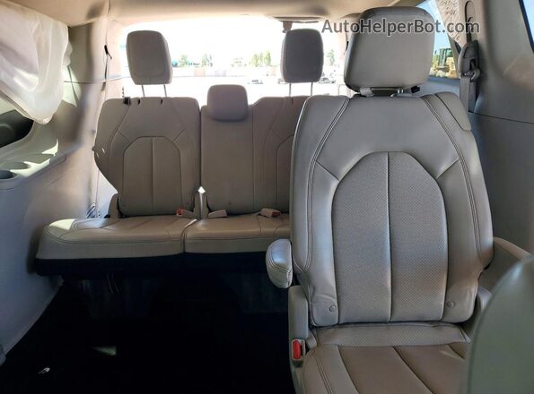 2C4RC1DG8MR567726 2021 CHRYSLER VOYAGER Серый Вид задних сидений