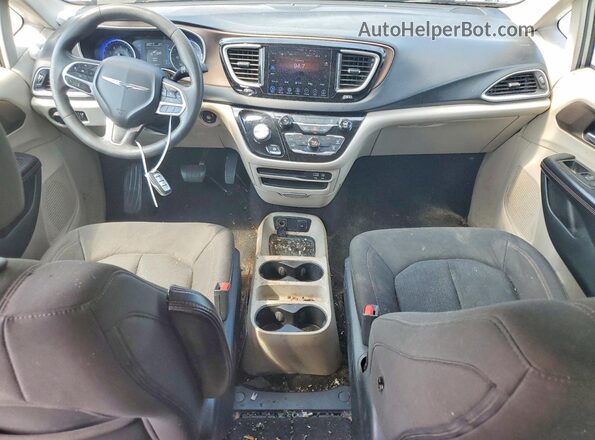 2C4RC1DG9HR702900 2017 CHRYSLER PACIFICA Серебряный Вид панели приборов