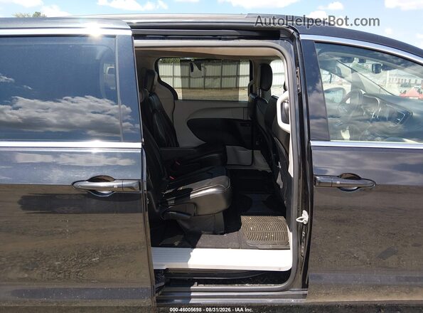 2C4RC1DG9LR163865 2020 CHRYSLER VOYAGER Black VIN კოდის სტიკერის ხედი