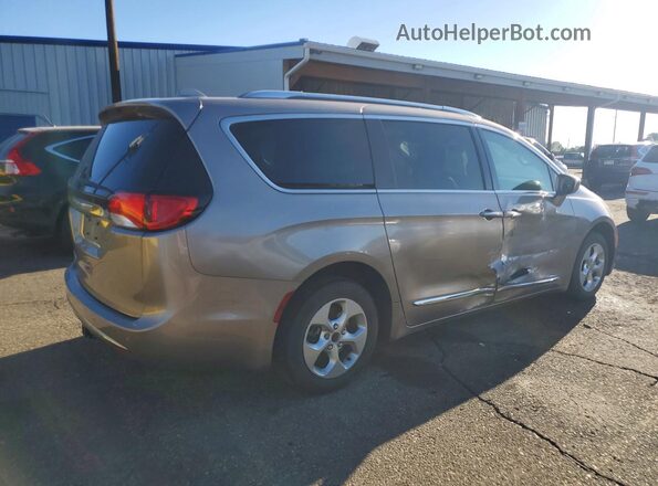2C4RC1EG0HR721530 2017 CHRYSLER PACIFICA Gray Trasero derecho