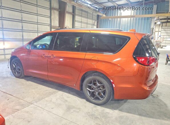 2C4RC1EG1JR258254 2018 CHRYSLER PACIFICA Orange უკანა მარცხენა