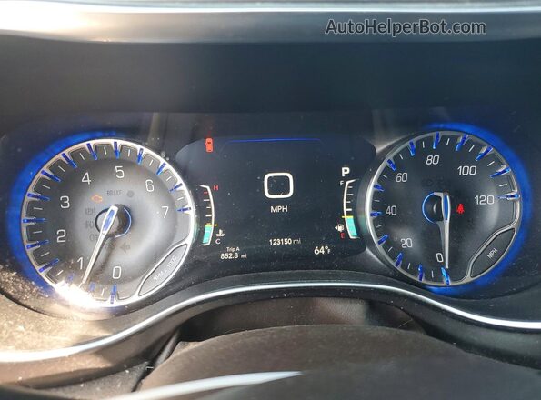 2C4RC1EG3HR636021 2017 CHRYSLER PACIFICA White 