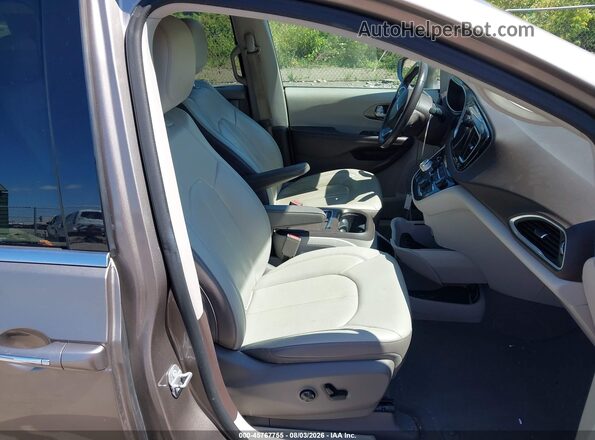 2C4RC1EG3JR310967 2018 CHRYSLER PACIFICA Brown წინა სალონის ხედი
