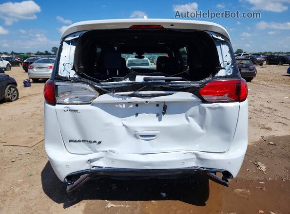 2C4RC1EG3KR589905 2019 CHRYSLER PACIFICA White Rear view