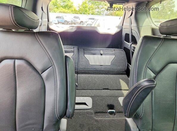 2C4RC1EG3KR589905 2019 CHRYSLER PACIFICA White Rear seats view