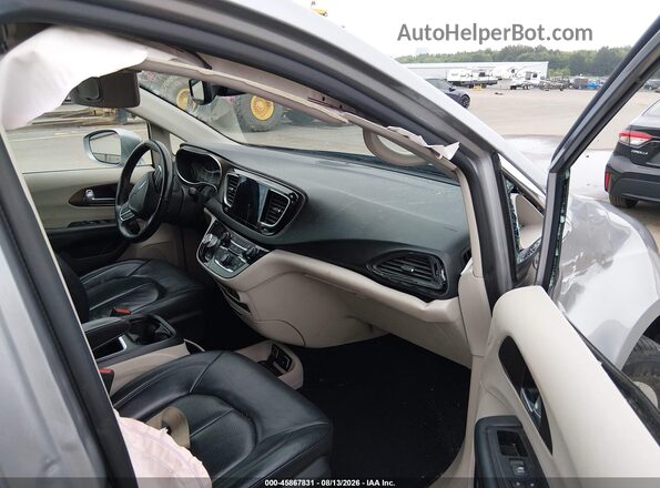 2C4RC1EG7HR520000 2017 CHRYSLER PACIFICA Gray Սալոնի դիմացի տեսք
