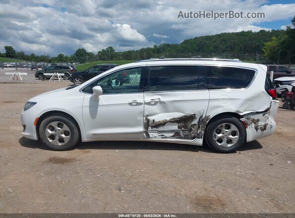 2C4RC1EG7HR539081 2017 CHRYSLER PACIFICA Белый Панорамный вид салона 360°