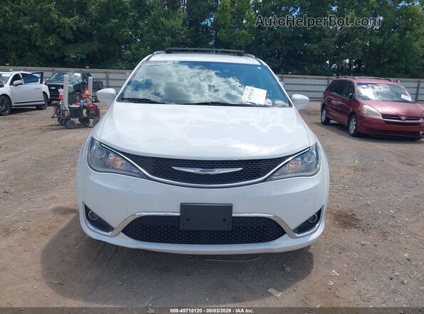 2C4RC1EG7HR539081 2017 CHRYSLER PACIFICA Белый Вид щитка приборов