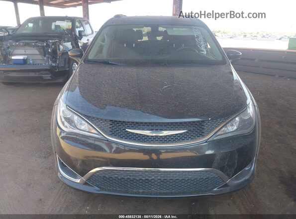 2C4RC1EG7HR643926 2017 CHRYSLER PACIFICA Black Front view
