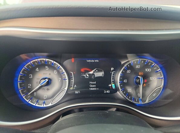 2C4RC1EG7HR659852 2017 CHRYSLER PACIFICA Red ხელსაწყოთა პანელის ხედი