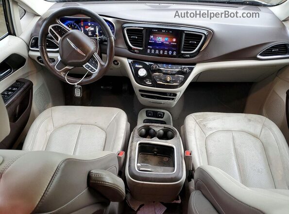 2C4RC1EG7HR768926 2017 CHRYSLER PACIFICA Tan Вид панелі приладів