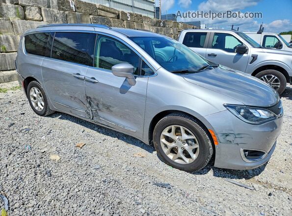 2C4RC1EG7LR269469 2020 CHRYSLER PACIFICA Silver Delantero derecho