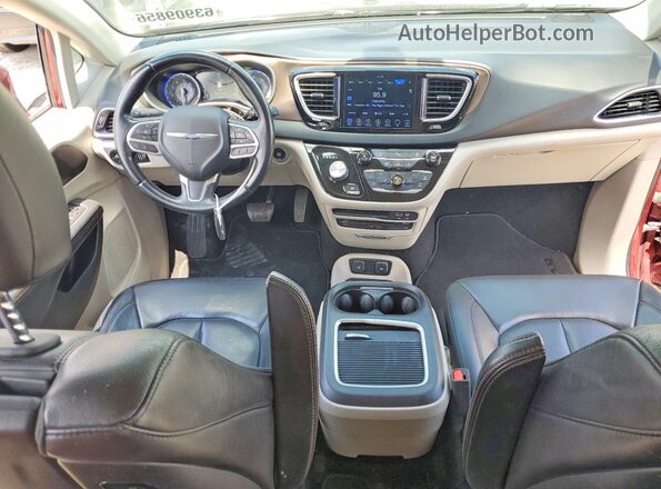 2C4RC1EG8HR729391 2017 CHRYSLER PACIFICA Red Dashboard view