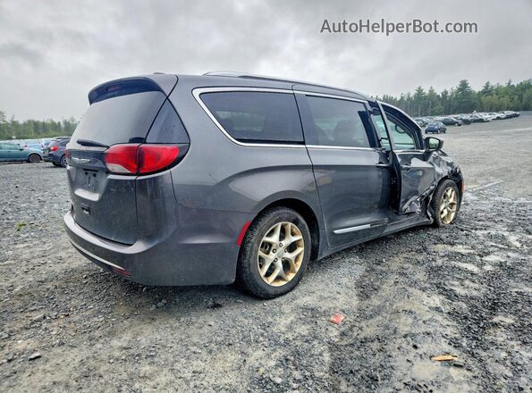 2C4RC1EG8JR148379 2018 CHRYSLER PACIFICA Gray Задня права чверть