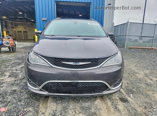 2C4RC1EG8JR148379 2018 CHRYSLER PACIFICA Gray Вид спереду
