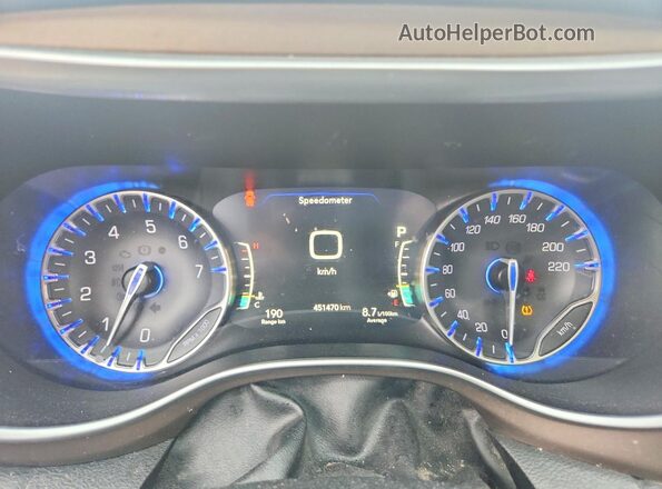 2C4RC1EG8JR148379 2018 CHRYSLER PACIFICA Gray Вид щитка приладів