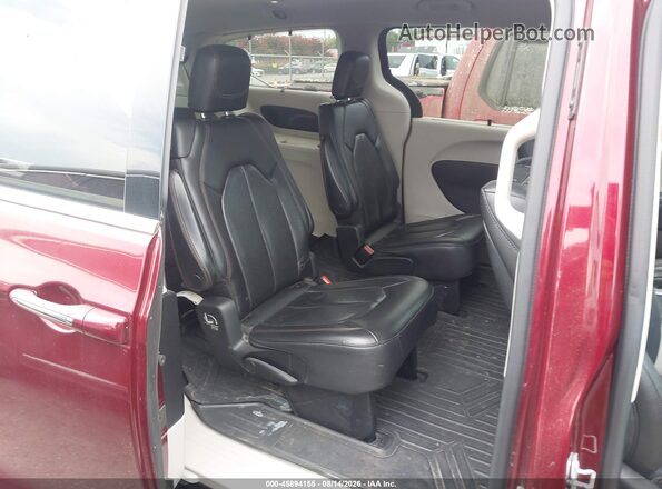 2C4RC1EG8JR356326 2018 CHRYSLER PACIFICA Red VIN կոդի պիտակի տեսք