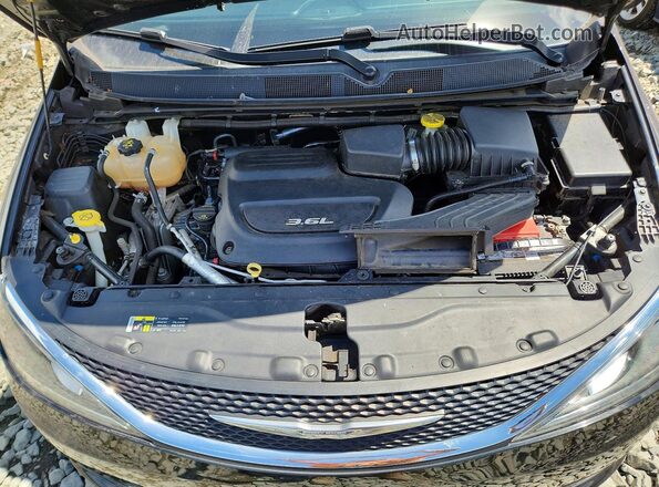 2C4RC1EG9HR778020 2017 CHRYSLER PACIFICA Black Вид підкапотного простору