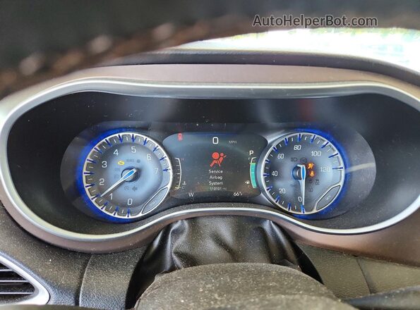 2C4RC1EG9HR840144 2017 CHRYSLER PACIFICA Silver Widok zestawu wskaźników