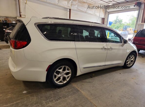 2C4RC1EGXHR565187 2017 CHRYSLER PACIFICA Белый Задняя правая четверть