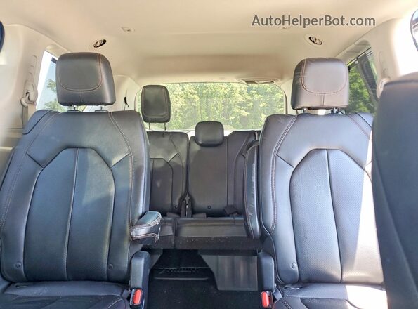 2C4RC1EGXLR182696 2020 CHRYSLER PACIFICA Gray Vista de los asientos traseros