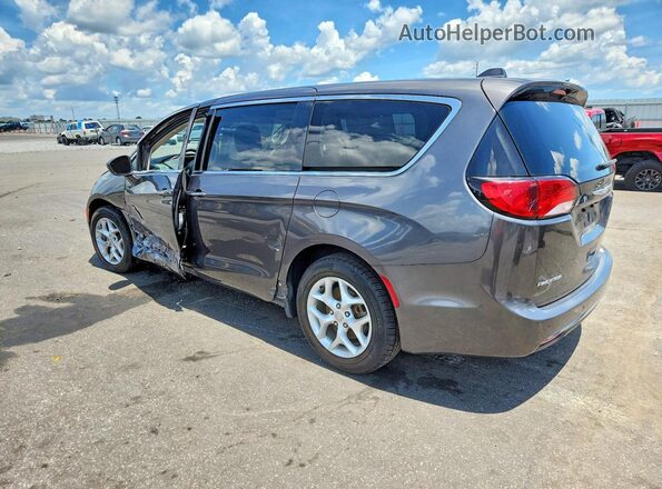 2C4RC1FG1JR107008 2018 CHRYSLER PACIFICA Gray Задня ліва чверть