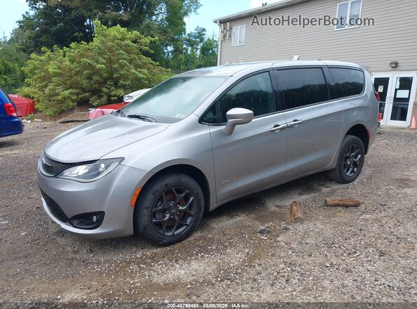 2C4RC1FG5KR598071 2019 CHRYSLER PACIFICA Silver Передня ліва чверть