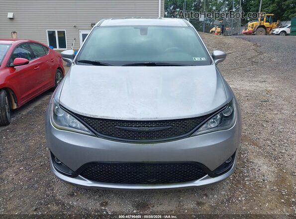 2C4RC1FG5KR598071 2019 CHRYSLER PACIFICA Silver Вид щитка приладів