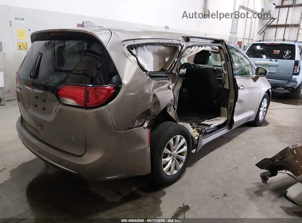 2C4RC1FG6JR116108 2018 CHRYSLER PACIFICA Beige Задня права чверть