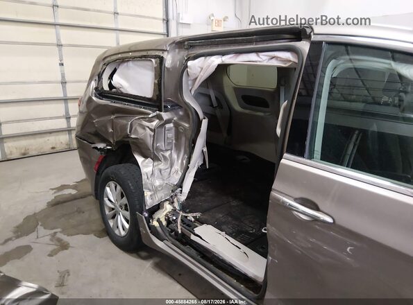 2C4RC1FG6JR116108 2018 CHRYSLER PACIFICA Beige Вид спереду