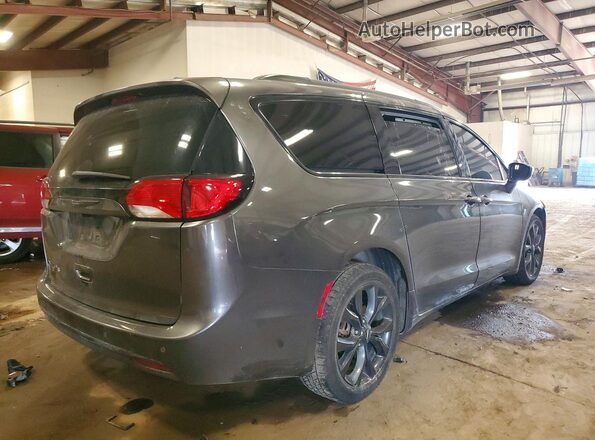 2C4RC1FG6JR356825 2018 CHRYSLER PACIFICA Charcoal Հետևի աջ