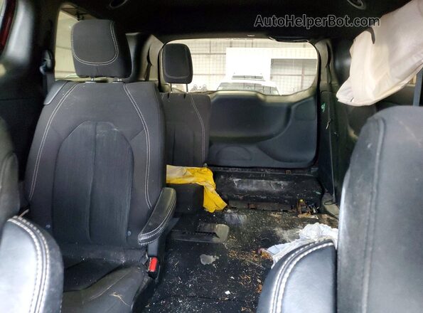 2C4RC1FG7KR643902 2019 CHRYSLER PACIFICA Бордовый Вид задних сидений