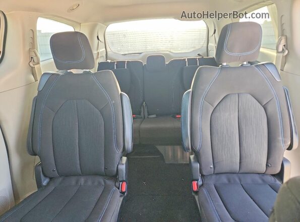 2C4RC1FG7MR556309 2021 CHRYSLER PACIFICA White უკანა სავარძლების ხედი