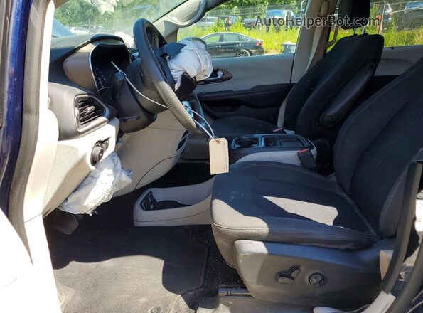 2C4RC1FG9JR351750 2018 CHRYSLER PACIFICA Blue Widok wnętrza z przodu