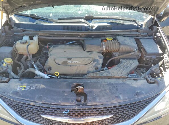 2C4RC1GG0HR525746 2017 CHRYSLER PACIFICA Burgundy ძრავის განყოფილების ხედი