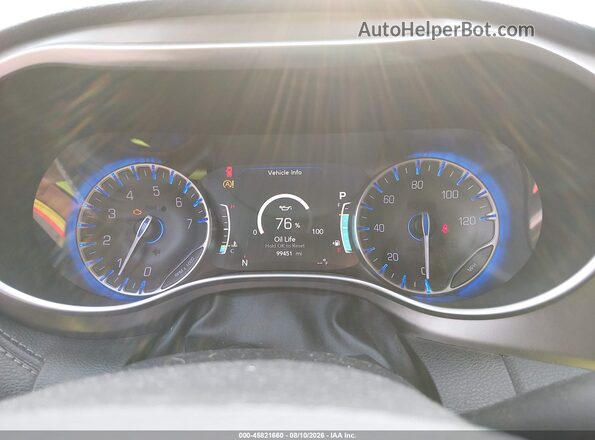 2C4RC1GG0JR262003 2018 CHRYSLER PACIFICA Silver უკანა სავარძლების ხედი