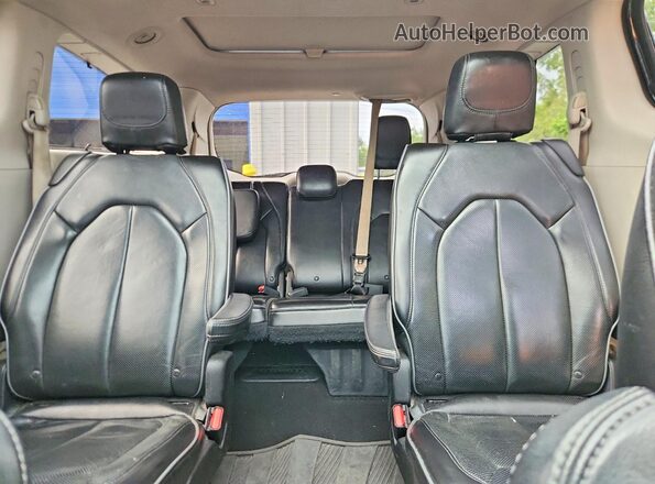 2C4RC1GG0JR273986 2018 CHRYSLER PACIFICA Black Вид задніх сидінь