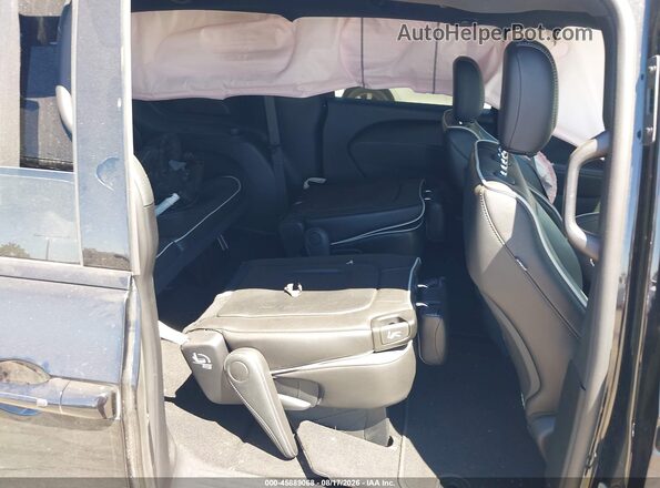 2C4RC1GG0VR557222 2027 CHRYSLER PACIFICA Черный Вид наклейки с VIN-кодом
