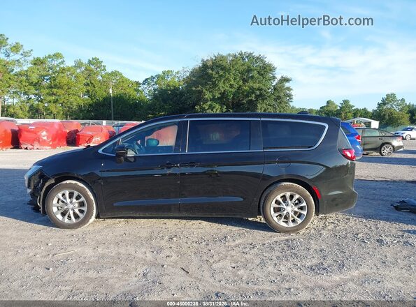 2C4RC1GG0VR568446 2027 CHRYSLER PACIFICA Black 