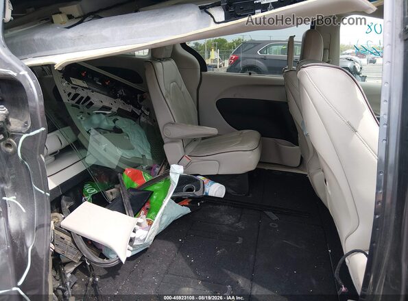 2C4RC1GG1HR528543 2017 CHRYSLER PACIFICA Серый Вид наклейки с VIN-кодом