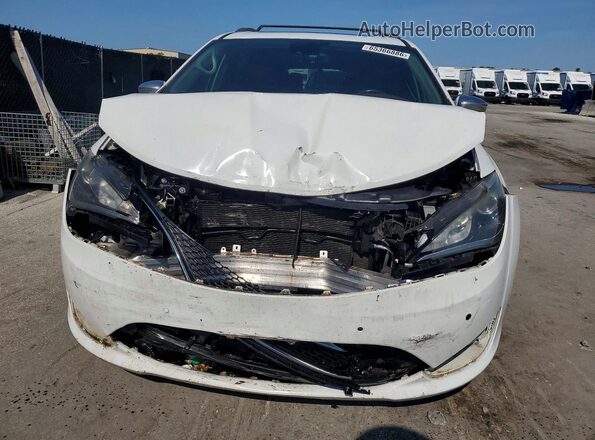 2C4RC1GG1JR354365 2018 CHRYSLER PACIFICA Белый Вид спереди