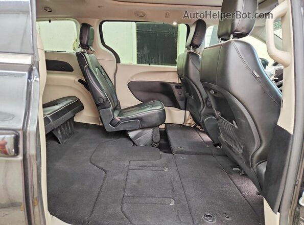 2C4RC1GG1NR152762 2022 CHRYSLER PACIFICA Black Widok wnętrza z tyłu