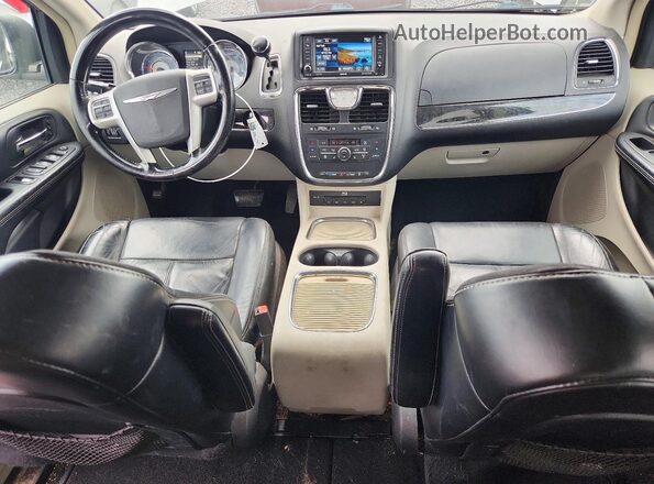 2C4RC1GG3GR177505 2016 CHRYSLER TOWN Silver Вид панелі приладів