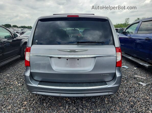 2C4RC1GG3GR177505 2016 CHRYSLER TOWN Silver Вид ззаду