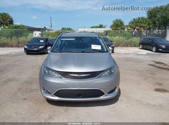 2C4RC1GG3HR647517 2017 CHRYSLER PACIFICA Silver Դիմացի տեսք