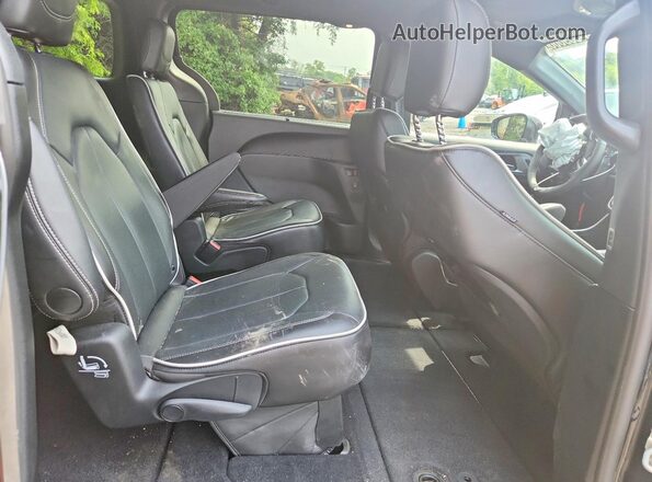 2C4RC1GG3TR270941 2026 CHRYSLER PACIFICA Black Вид задньої частини салону
